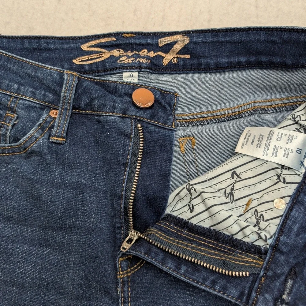Seven7 Sunset Bermuda Denim Shorts Womens 10 Dark Wash Blue Stretch Mid Rise